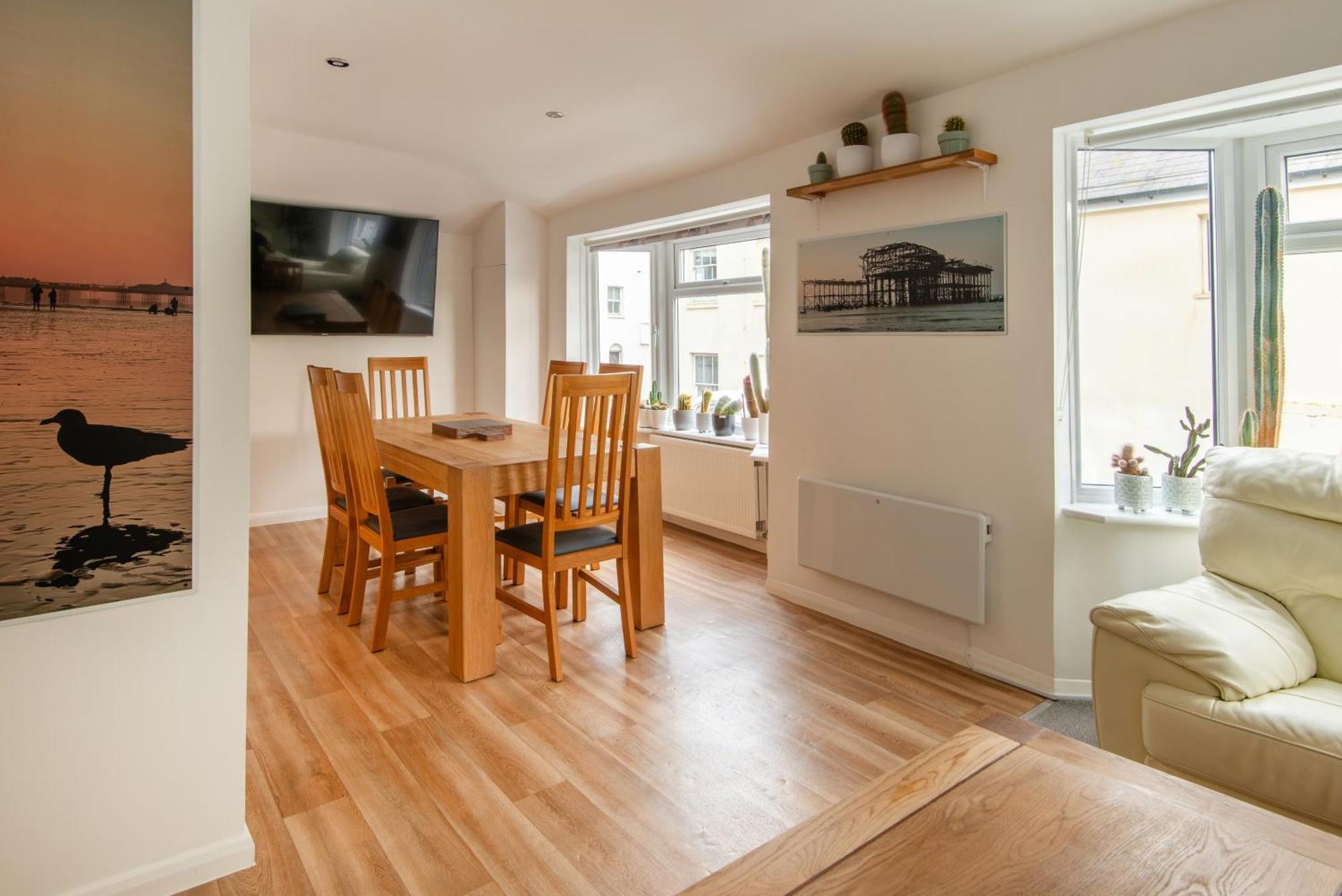 & - Group Or Family Fun * Hove