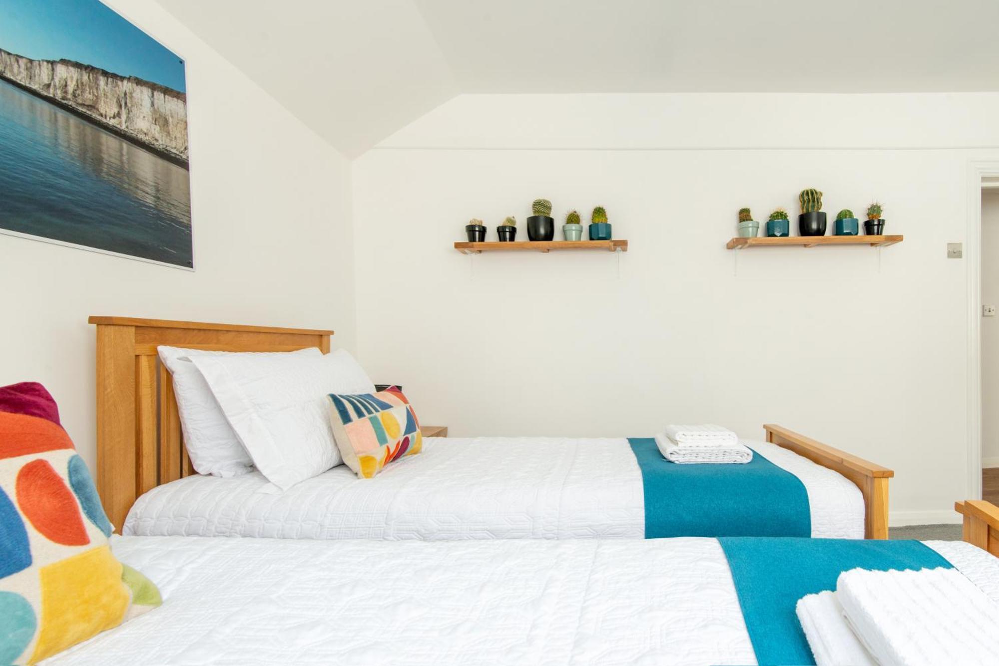 & - Group Or Family Fun * Hove